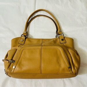 Tignanello Leather Shoulder Bag Satchel Handbag Hobo Purse Tan Travel Workwear